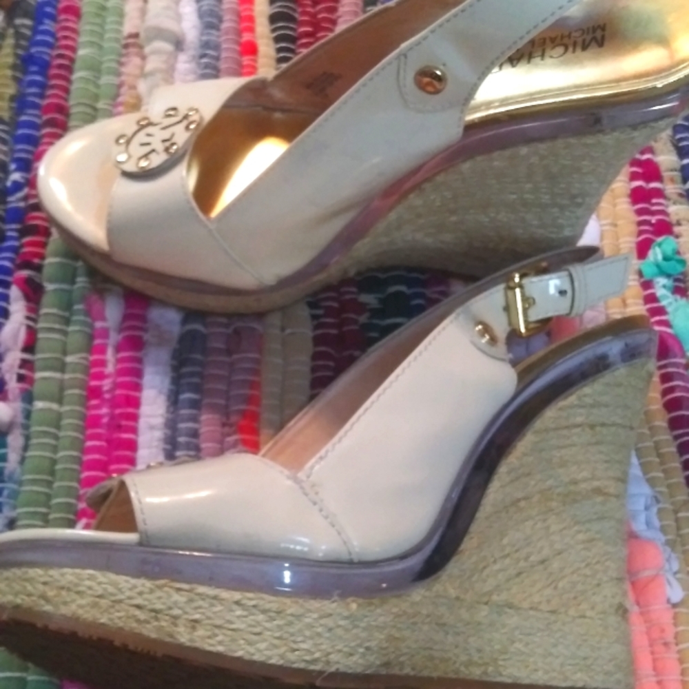 Mk shoes size 8